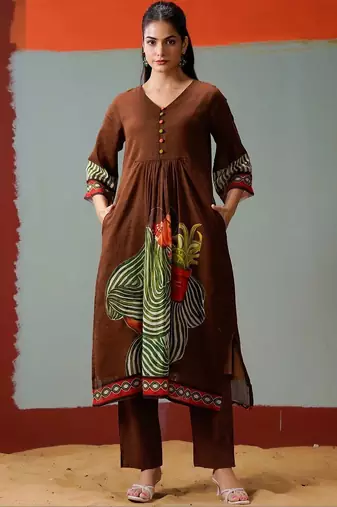 Women Printed Regular Pure Cotton Kurta with Trousers