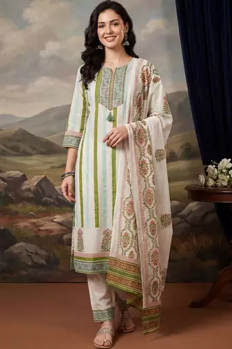 Women Floral Printed Regular Thread Work Cotton Kurta With Trouser & Dupatta