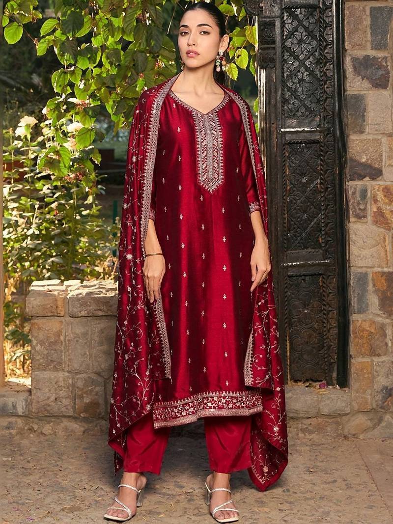 Women Ethnic Motifs Embroidered Regular Thread Work Kurta With Trouser & Dupatta