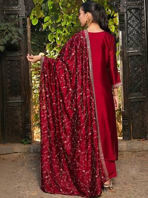 Women Ethnic Motifs Embroidered Regular Thread Work Kurta With Trouser & Dupatta 6