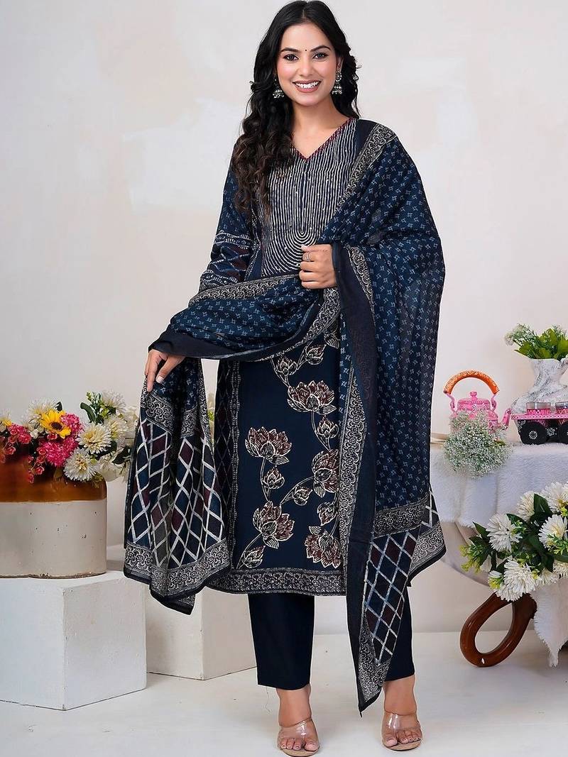 Women Floral Printed Panelled Sequinned Pure Cotton Kurta with Trousers & With Dupatta