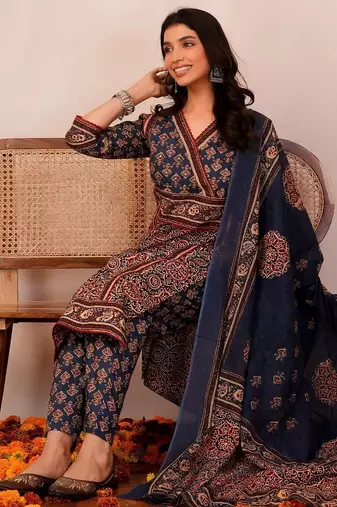 Women Ethnic Motifs Printed Angrakha Pure Cotton Kurta with Trousers & With Dupatta