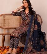 Women Ethnic Motifs Printed Angrakha Pure Cotton Kurta with Trousers & With Dupatta