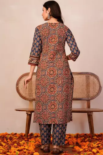 Women Ethnic Motifs Printed Angrakha Pure Cotton Kurta with Trousers & With Dupatta