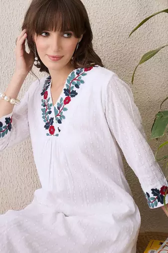 Floral Yoke Design V-Neck Thread Work Pure Cotton A-Line Kurta With Trouser