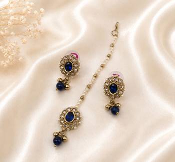 Designer circle and round shape small golden balls blue stone antique gold plated choker jewellery set for women 3