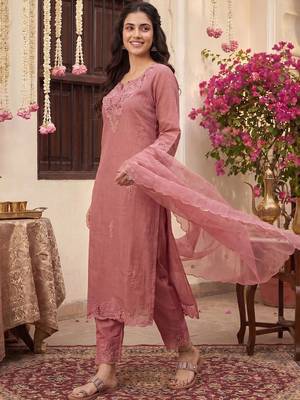 Women Ethnic Motifs Embroidered Regular Chikankari Kurta with Trousers & With Dupatta 1
