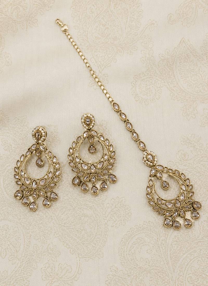 Modern flower and oval shape antique gold plated choker jewellery set for women