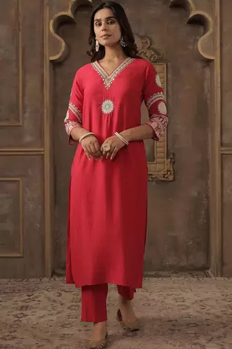 Floral Embroidered V-Neck Thread Work Straight Kurta With Trousers