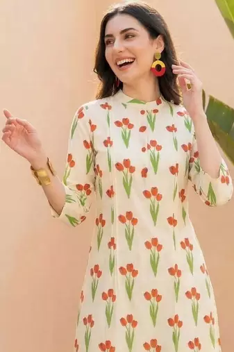 Women Floral Printed Regular Pure Cotton Kurta with Trousers