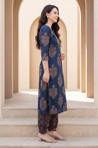 Women Floral Printed Regular Pure Cotton Kurta with Salwar