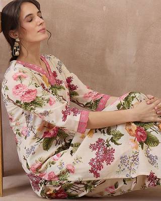 Women Floral Printed Regular Pure Cotton Kurta with Trousers 2