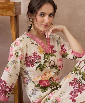 Women Floral Printed Regular Pure Cotton Kurta with Trousers 3