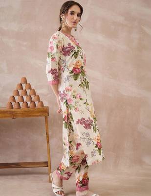 Women Floral Printed Regular Pure Cotton Kurta with Trousers 5