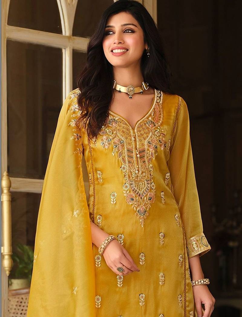 Women Ethnic Motifs Embroidered Regular Thread Work Kurta with Trousers & With Dupatta