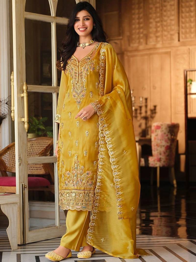 Women Ethnic Motifs Embroidered Regular Thread Work Kurta with Trousers & With Dupatta