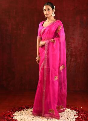 Magenta pink embroidered organza saree set 2