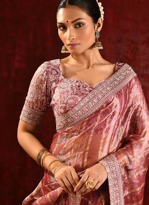Dusty pink embroidered tissue saree set 4