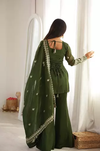 Mehendi crunchy silk blend bell bottom suit set