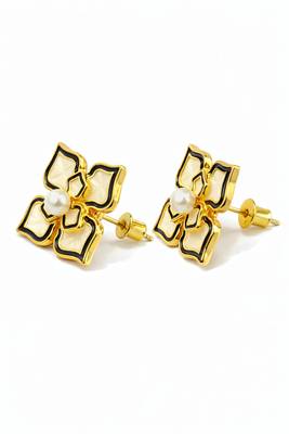 Flower stud earrings, gold-tone enamel with pearl centre, black and cream, push-back closure 3