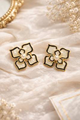 Flower stud earrings, gold-tone enamel with pearl centre, black and cream, push-back closure 5