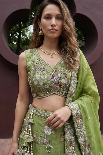 Women's Pista Tissue Woolen Embroidered Lehenga Choli with Dupatta