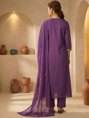 Floral Embroidered Panelled Thread Work Cotton Kurta with Trousers & With Dupatta 3