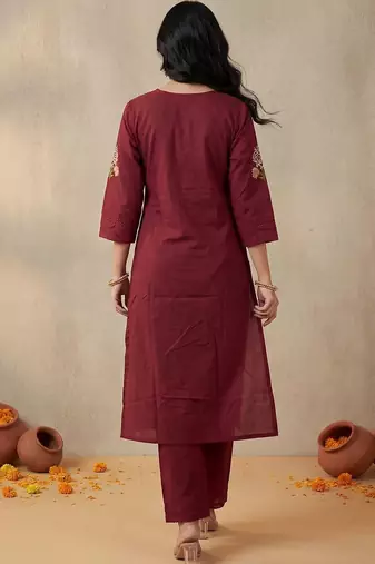 Women Ethnic Motifs Embroidered Regular Thread Work Pure Cotton Kurta with Trousers