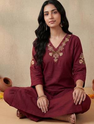 Women Ethnic Motifs Embroidered Regular Thread Work Pure Cotton Kurta with Trousers 5