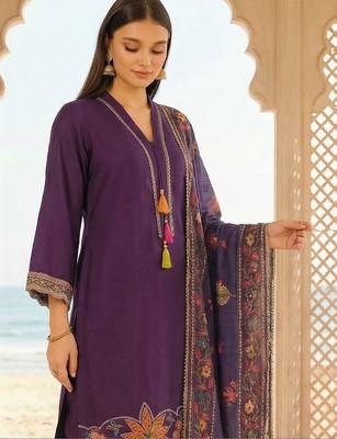 Women Ethnic Motifs Printed Regular Thread Work Kurta with Trousers & With Dupatta 3