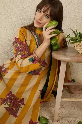 Women Printed Regular Pure Cotton Kurta with Trousers & With Dupatta