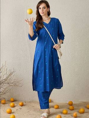 Women Printed Regular Pure Cotton Kurta with Trousers 1