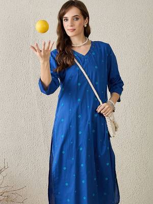 Women Printed Regular Pure Cotton Kurta with Trousers 5