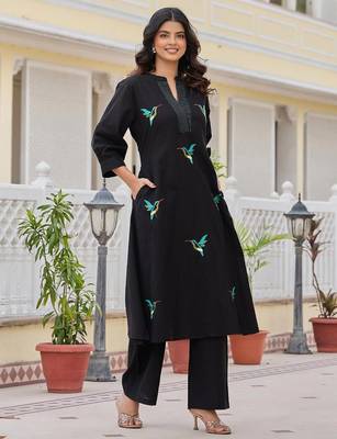 Women Animal Embroidered Regular Thread Work Pure Cotton Kurta with Palazzos 3