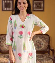 Women Floral Printed Regular Mirror Work Pure Cotton Kurta with Trousers
