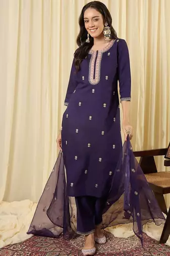 Women Ethnic Motifs Embroidered Regular Thread Work Kurta with Trousers & With Dupatta