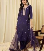 Women Ethnic Motifs Embroidered Regular Thread Work Kurta with Trousers & With Dupatta