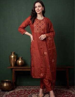 Women Ethnic Motifs Embroidered Regular Sequinned Kurta with Trousers & With Dupatta 1