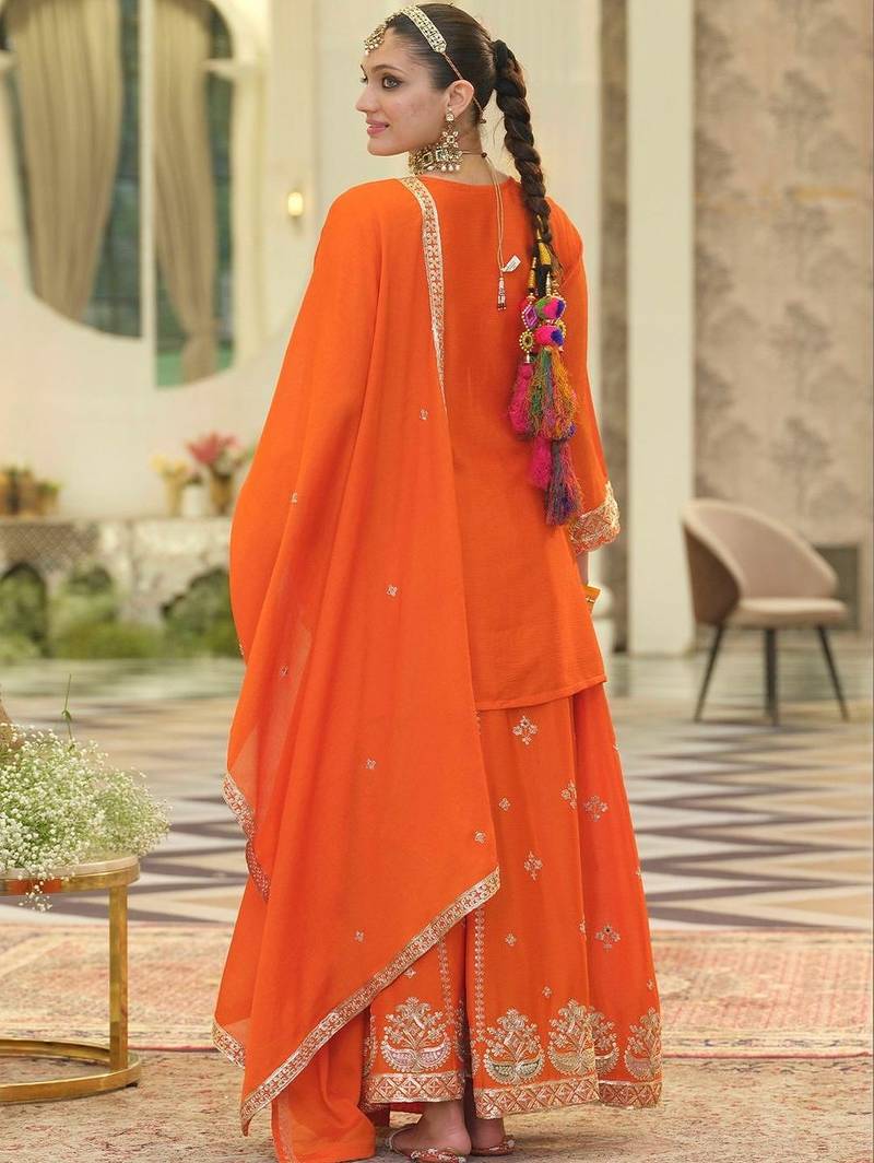 Women Ethnic Motifs Embroidered Regular Sequinned Kurta with Skirt & With Dupatta