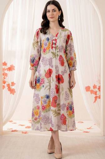Women Floral Printed Regular  Cotton Kurta with Trousers