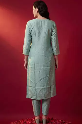 Women Ethnic Motifs Embroidered Regular Thread Work Kurta with Trousers & With Dupatta