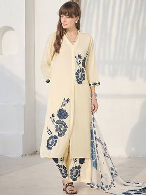 Women Floral Printed Regular Kurta with Palazzos & With Dupatta 4