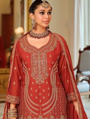 Women Ethnic Motifs Embroidered Regular Thread Work Kurta with Sharara & With Dupatta 2