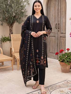 Women Ethnic Motifs Embroidered Regular Thread Work Pure Cotton Kurta with Trousers & With Dupatta 1
