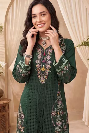 Women Floral Embroidered Regular Thread Work Kurta with Trousers & With Dupatta
