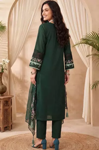 Women Floral Embroidered Regular Thread Work Kurta with Trousers & With Dupatta