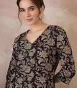 Women Floral Printed Regular Pure Cotton Kurta with Trousers