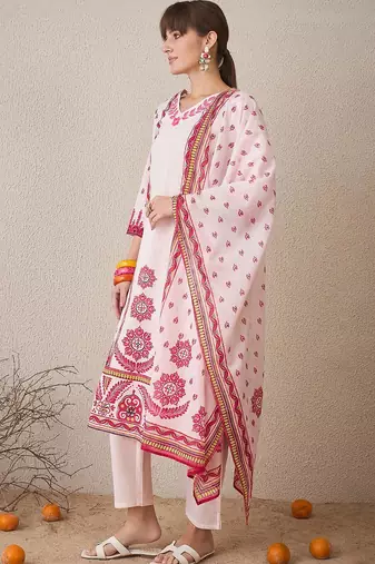 Floral Printed V-Neck Pure Cotton Straight Kurta With Trousers & Dupatta