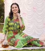 Women Ethnic Motifs Printed Regular Pure Cotton Kurta with Trousers