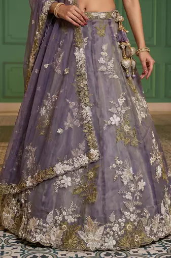 Women's Shde of Purple Tissue beads sequince Embroidered Lehenga Choli with Dupatta